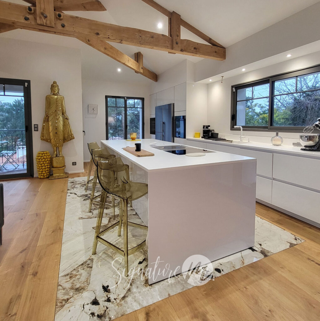 Villa contemporaine avec piscine